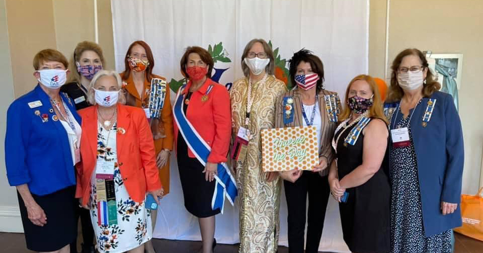 Sunshine State Daughters Set a Shining Example Today's DAR