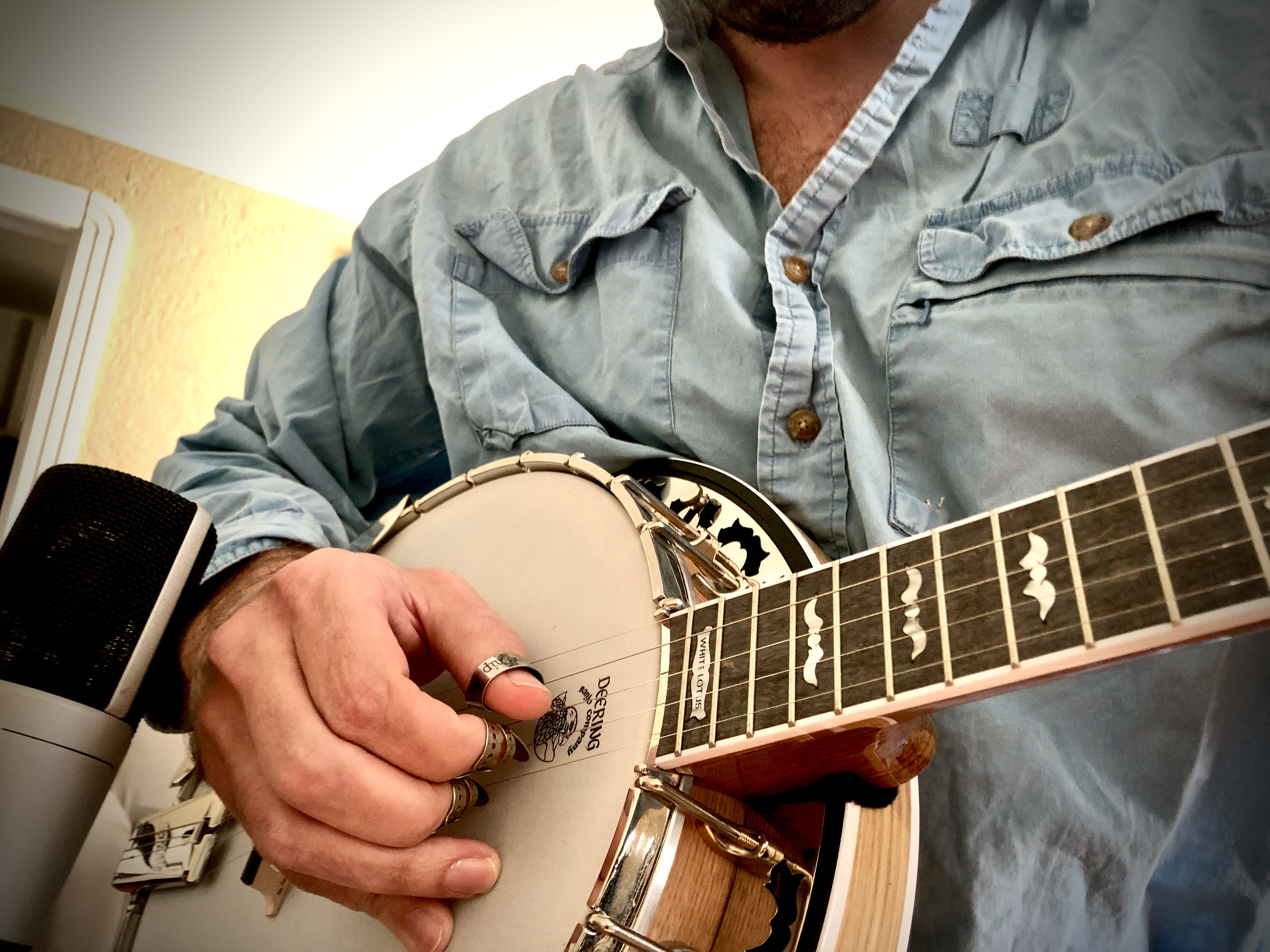 How To Tune Any Banjo Like A Guitar