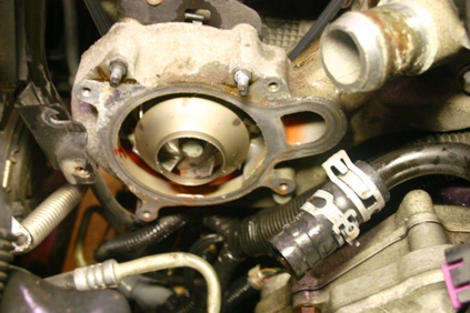 Denlors Auto Blog » Blog Archive » Northstar Waterpump Replacement