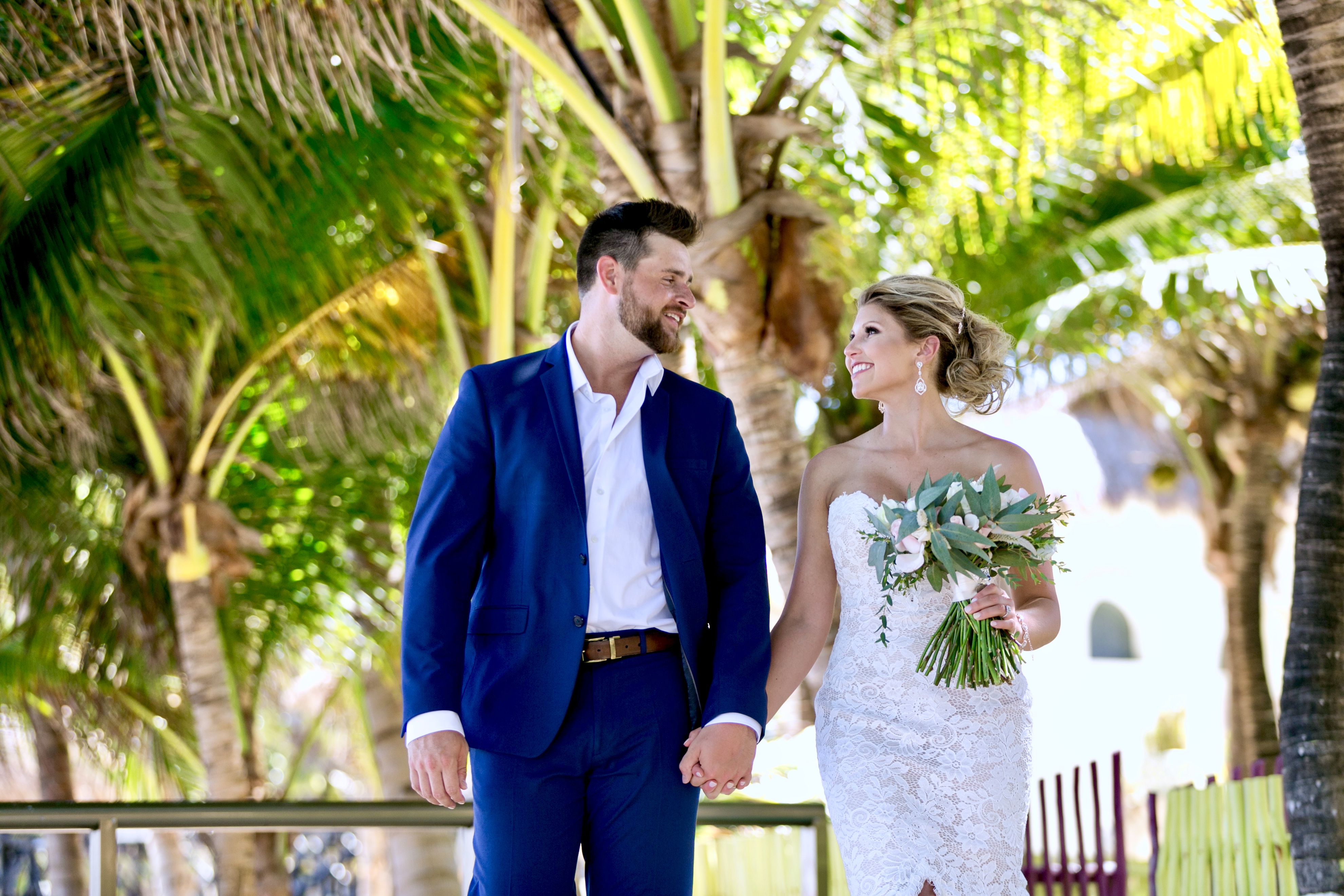 Jordan & Austin’s Seaside Wedding at El Dorado Royale