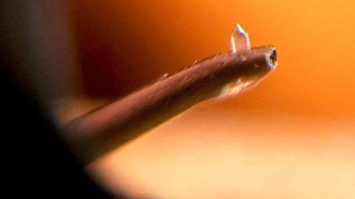 How to Clean and Care for Your Turntable Stylus | Discogs