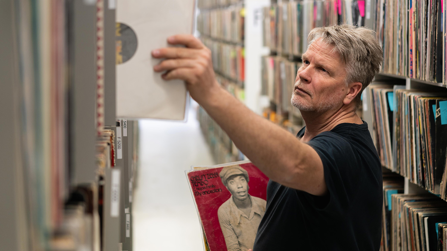 Inside Vinyl.EU, One of Europe’s Largest Vinyl Warehouses