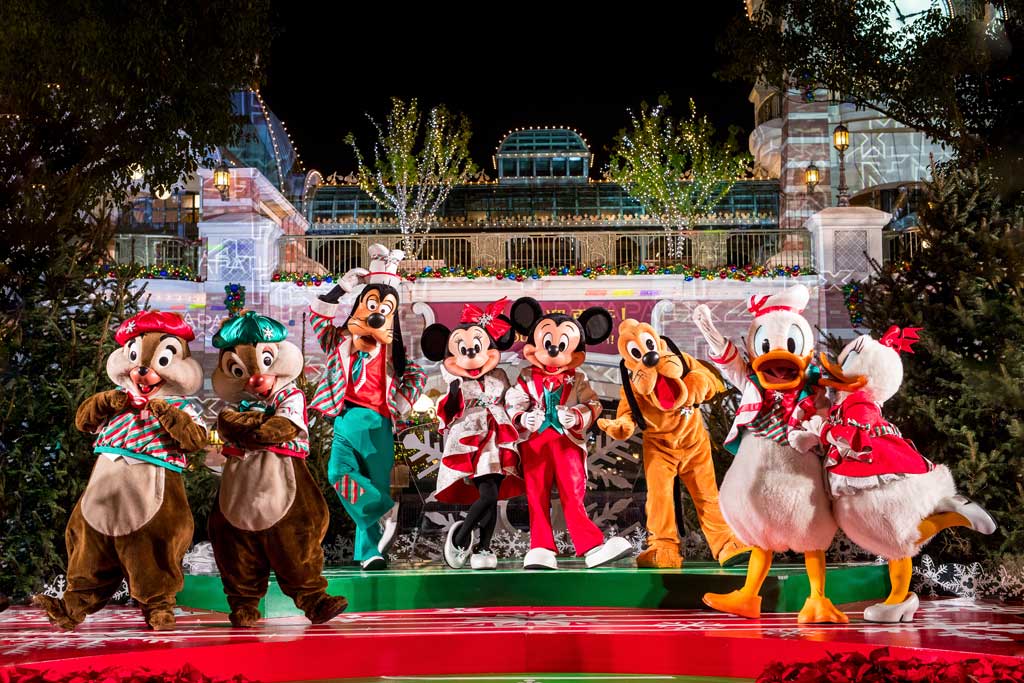 Shanghai Disney Resort Christmas Festivities Underway through January