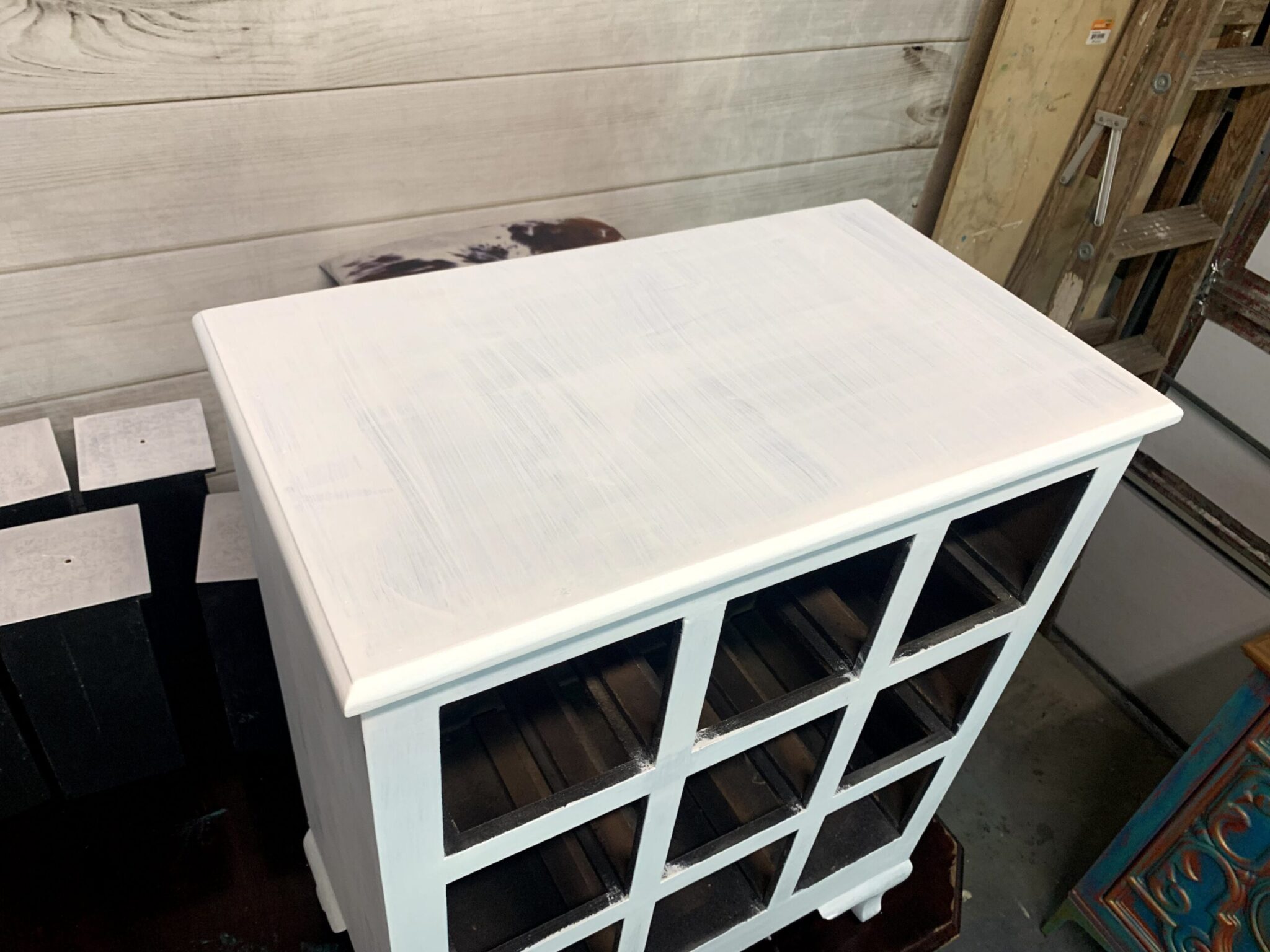 How to Paint a Dixie Belle Paint Company
