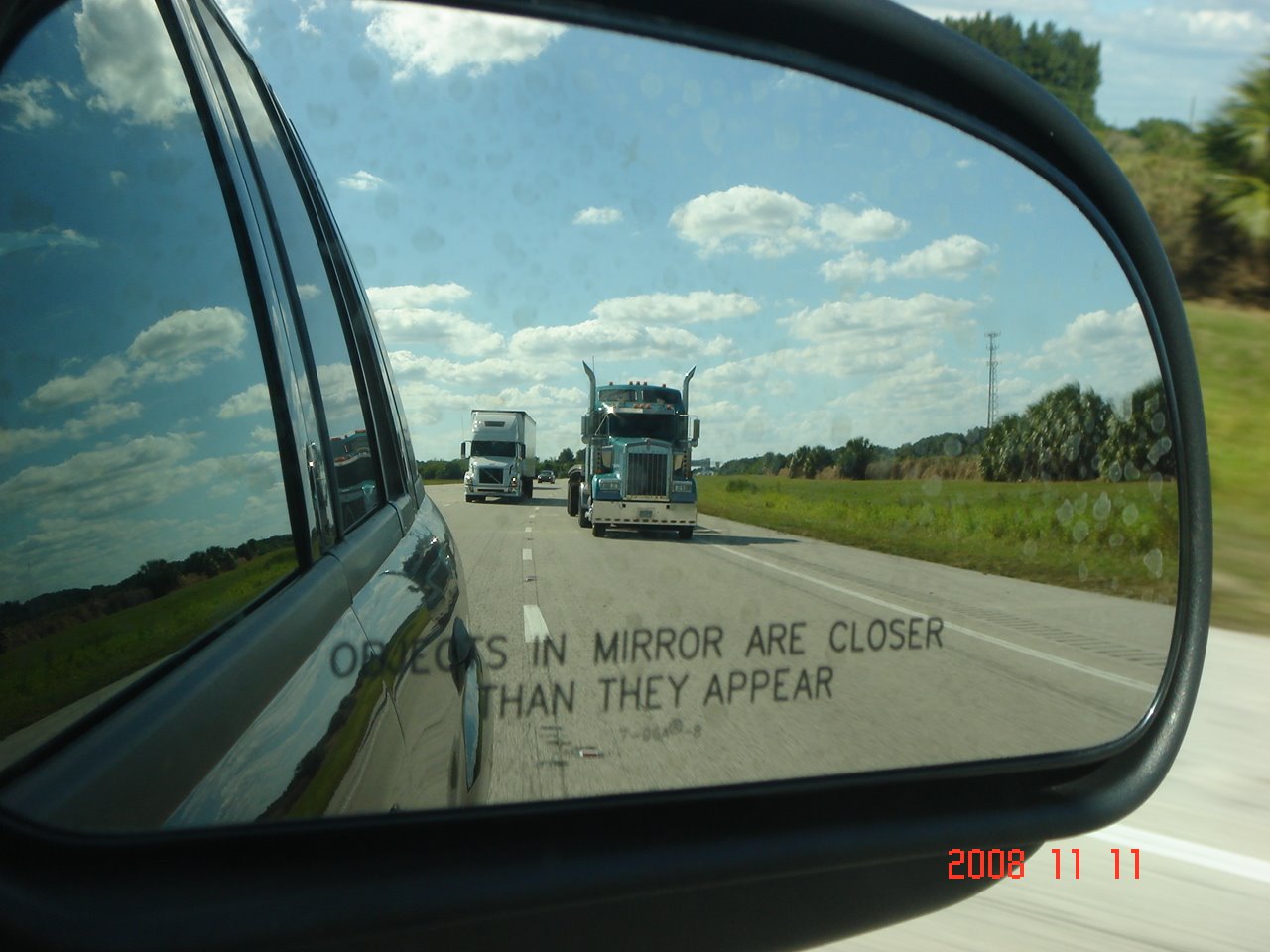 Dead Fox Breaking Glass echovar