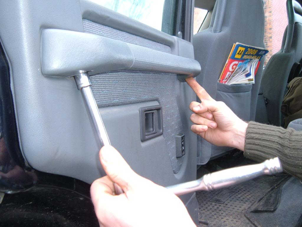 Land Rover Discovery Door Spring Replacement | | OBD2 ...