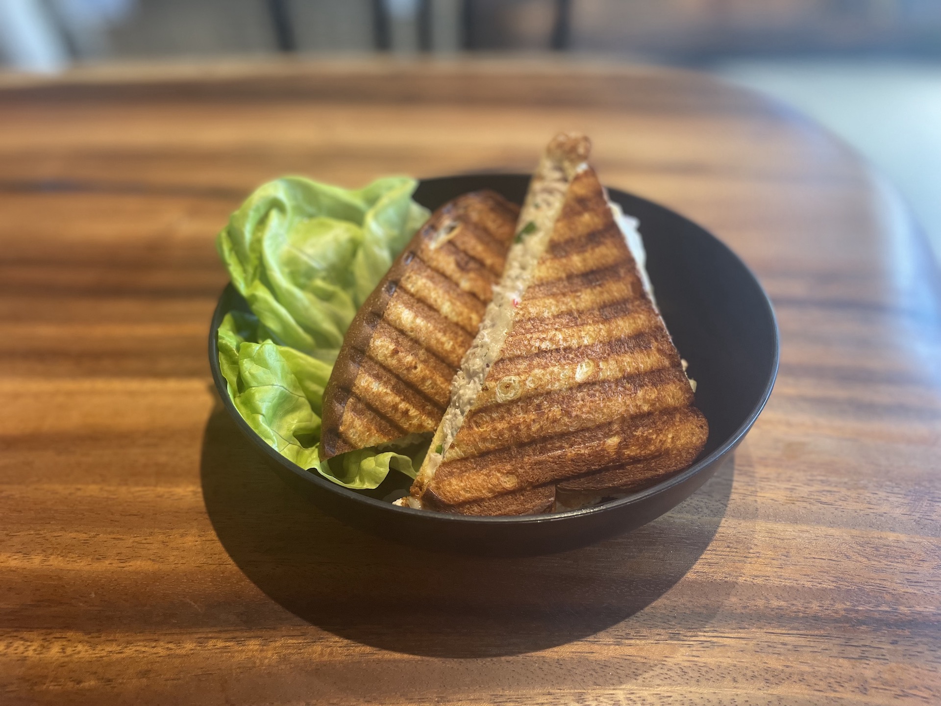 New Restaurant Alert Tails Up Maui Serves Island Fresh Fish The Maui