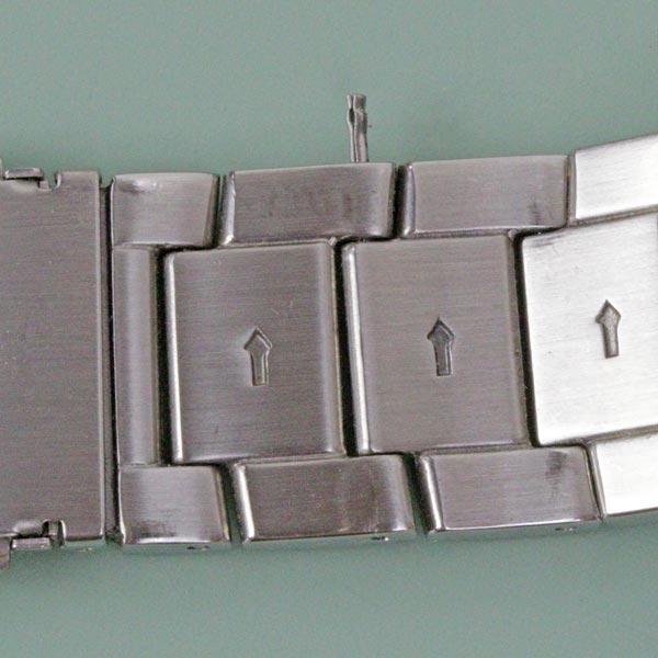 How to Remove a Watch Band Link How to Adjust a Watch Band