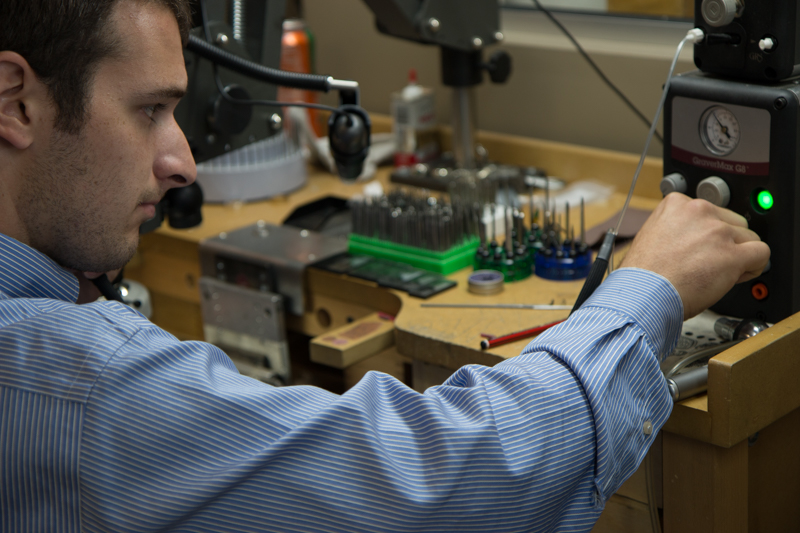 Job Opening for Bench Jeweler (Olivette, MO) Esslinger Watchmaker