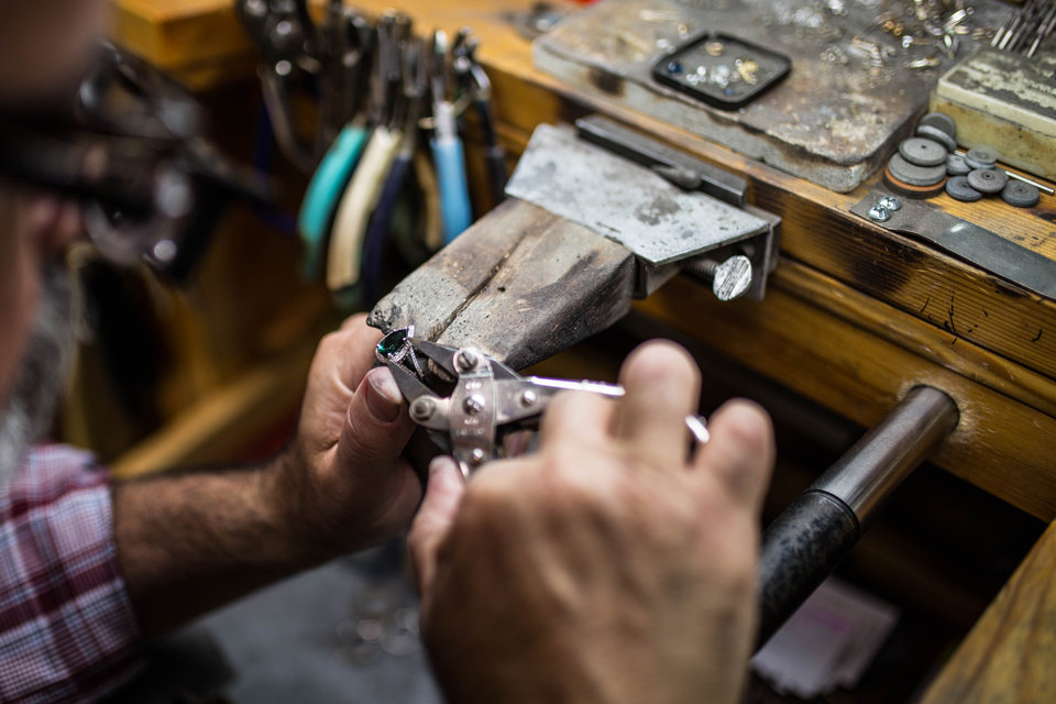 Job Opening for Bench Jeweler (Delray Beach, FL) Esslinger Watchmaker