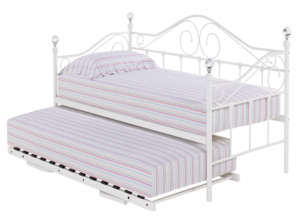 Day Beds vs Sofa Beds FADS BlogFADS Blog