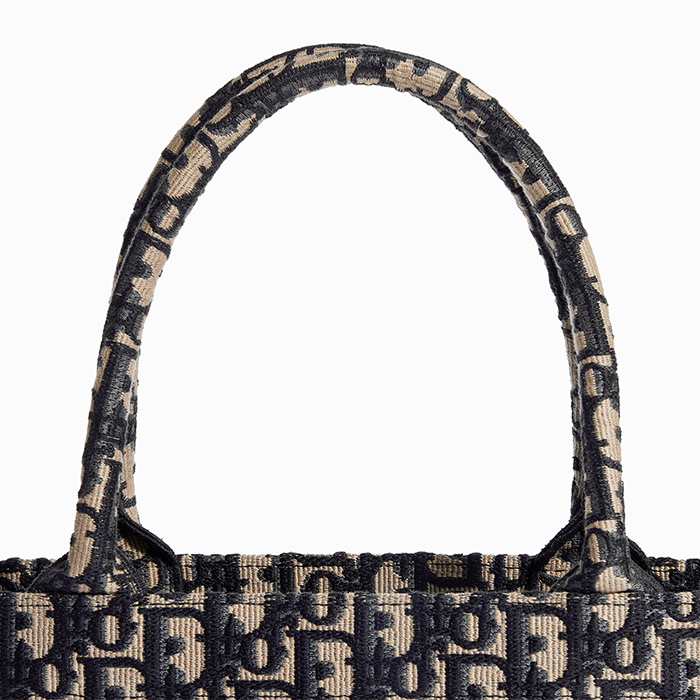 All about the Christian Dior Oblique Book Tote and how to authenticate