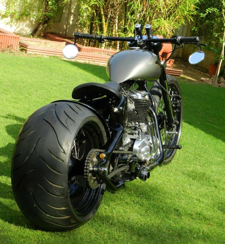 Pictures of Modified Royal Enfield GaadiKey