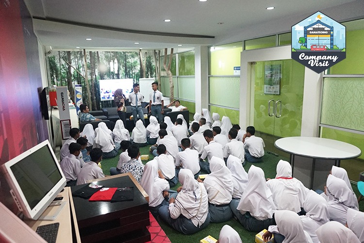 SMK PGRI 1 Palimanan, Cirebon Jurusan TKJ Kunjungi Gamatechno Blog Gamatechno
