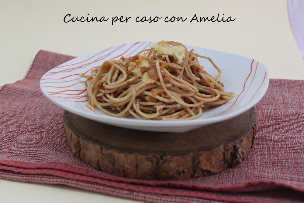 Spaghetti alla pizzaiola, ricetta Cucina per caso con Amelia