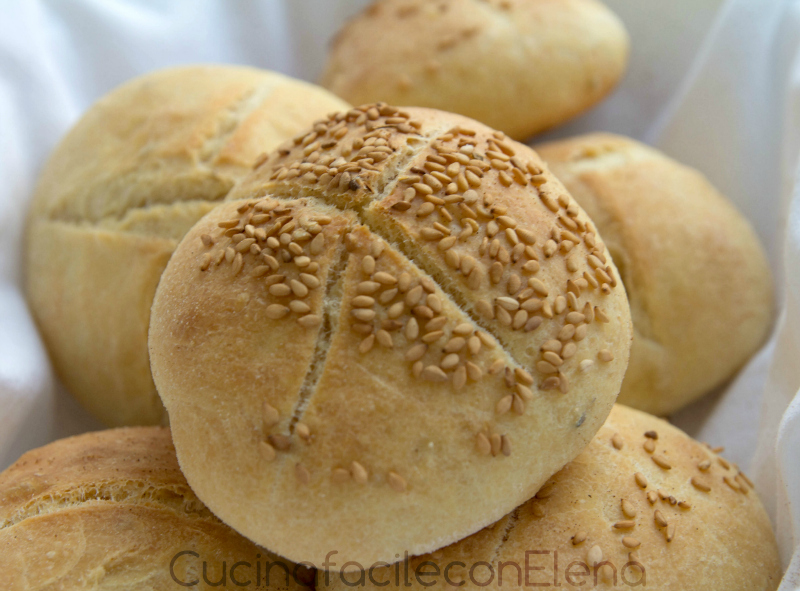 Prepareremo un ottimo pane in padella senza lievito, un ingrediente non sempre presente in tutte le case. Pane Ricetta Senza Lievito Madre E Pronto In Poco Tempo