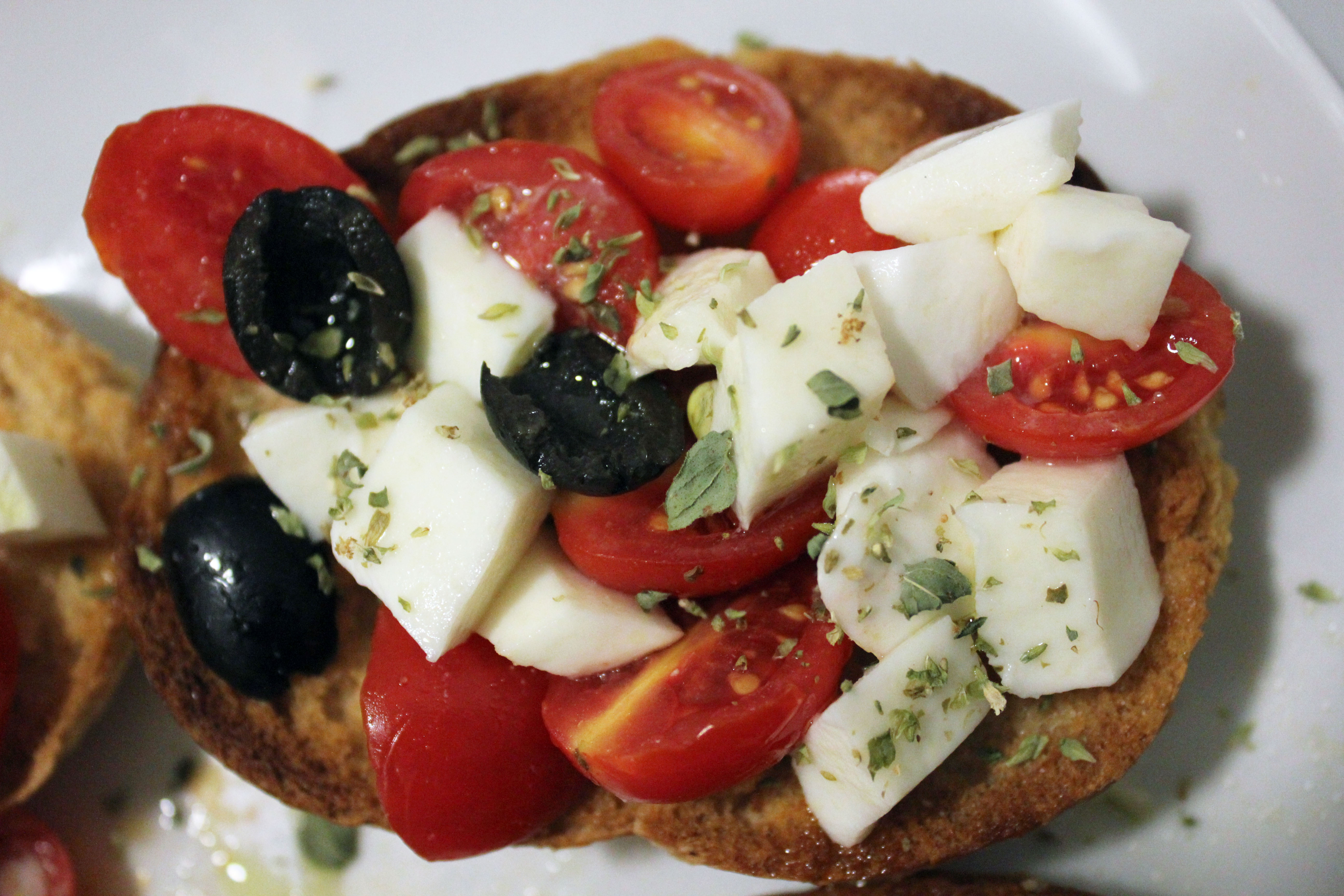 Friselle con pomodori e mozzarella Cucina Mon Amour