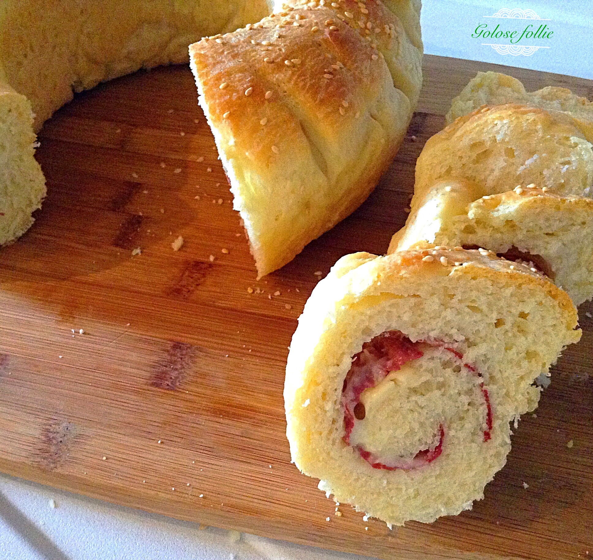 Ciambella di Pan brioche con bresaola e formaggi Golose follie