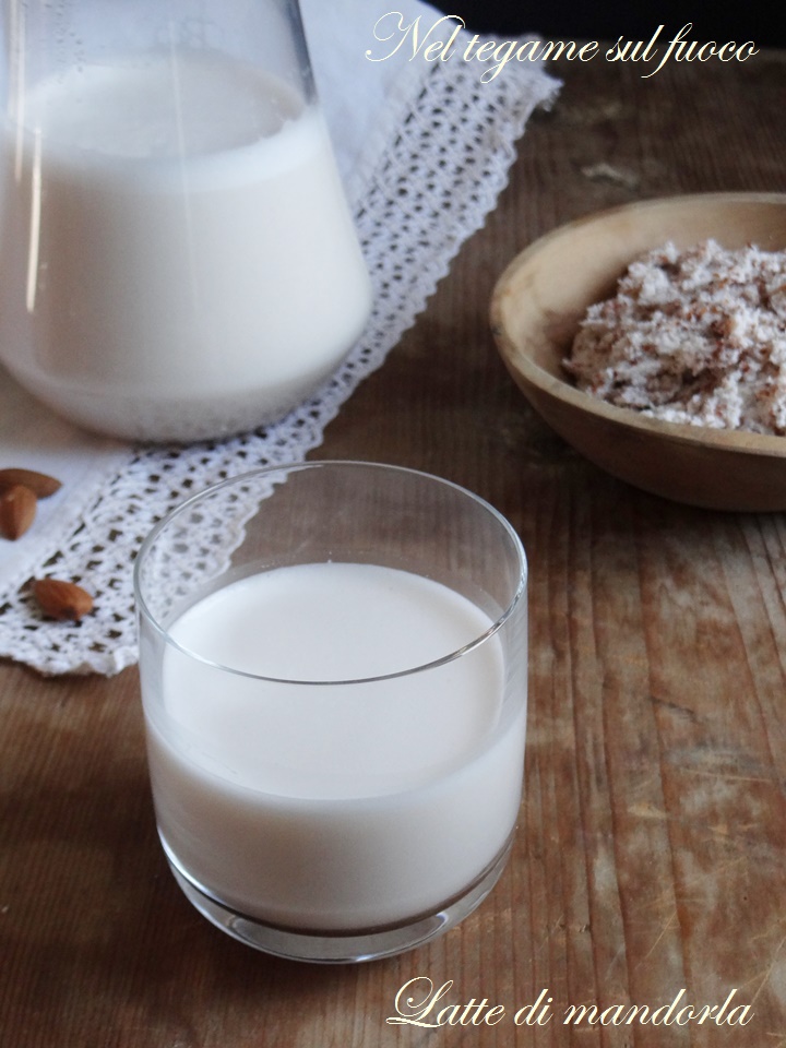 Latte di mandorla ricetta facilissimo e fatto in casa