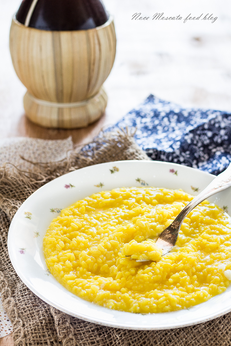 Risotto con lo zafferano alla milanese, ricetta classica