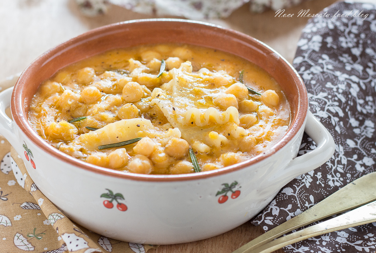 Pasta e ceci alla romana, primo piatto tipico della cucina "povera"
