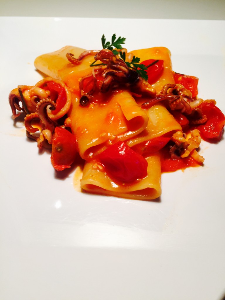 Paccheri Al Sugo Di Astice