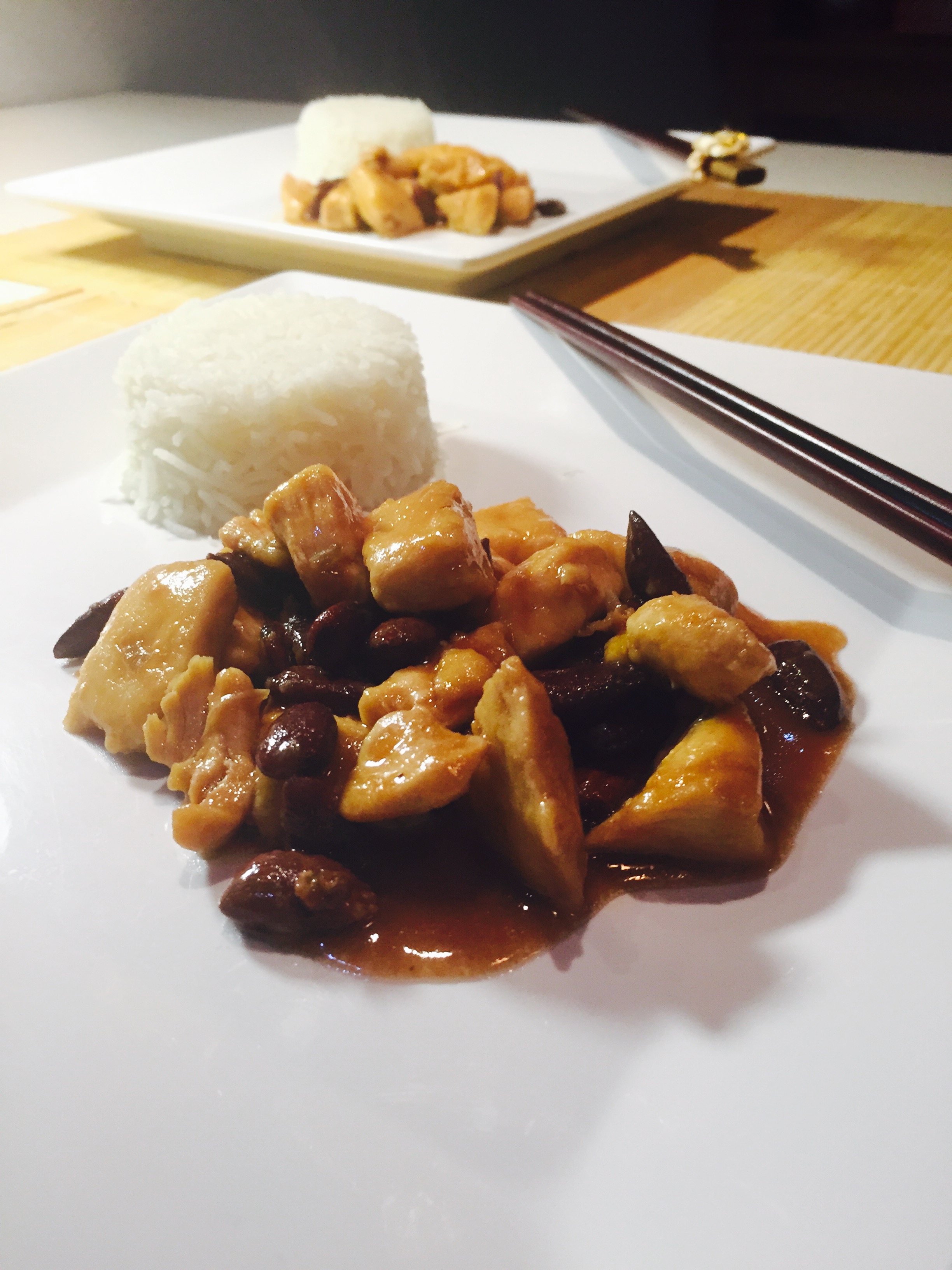 Pollo Con Mandorle E Soia