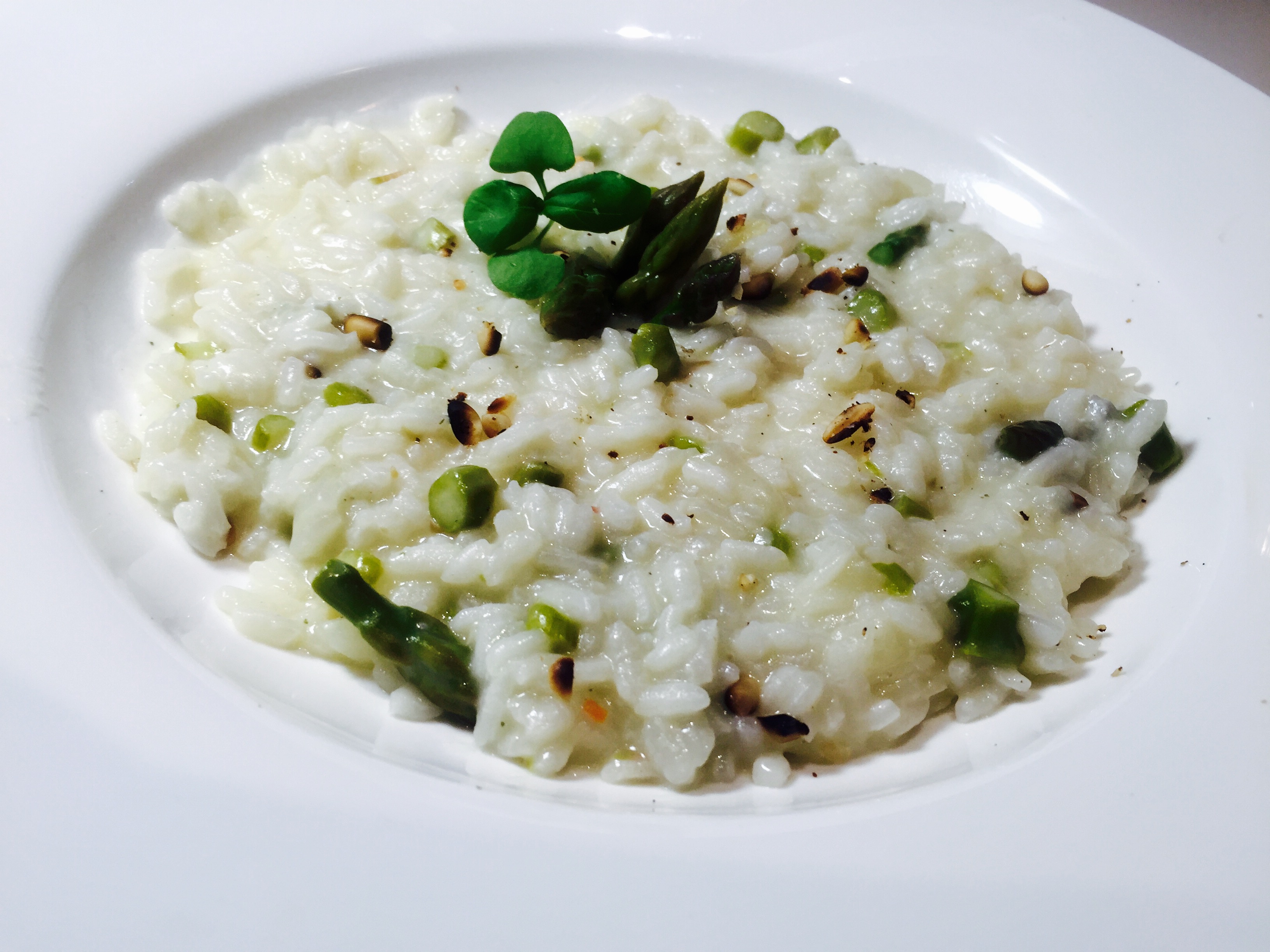 Risotto asparagi e pinoli Ricette veloci dopo lavoro