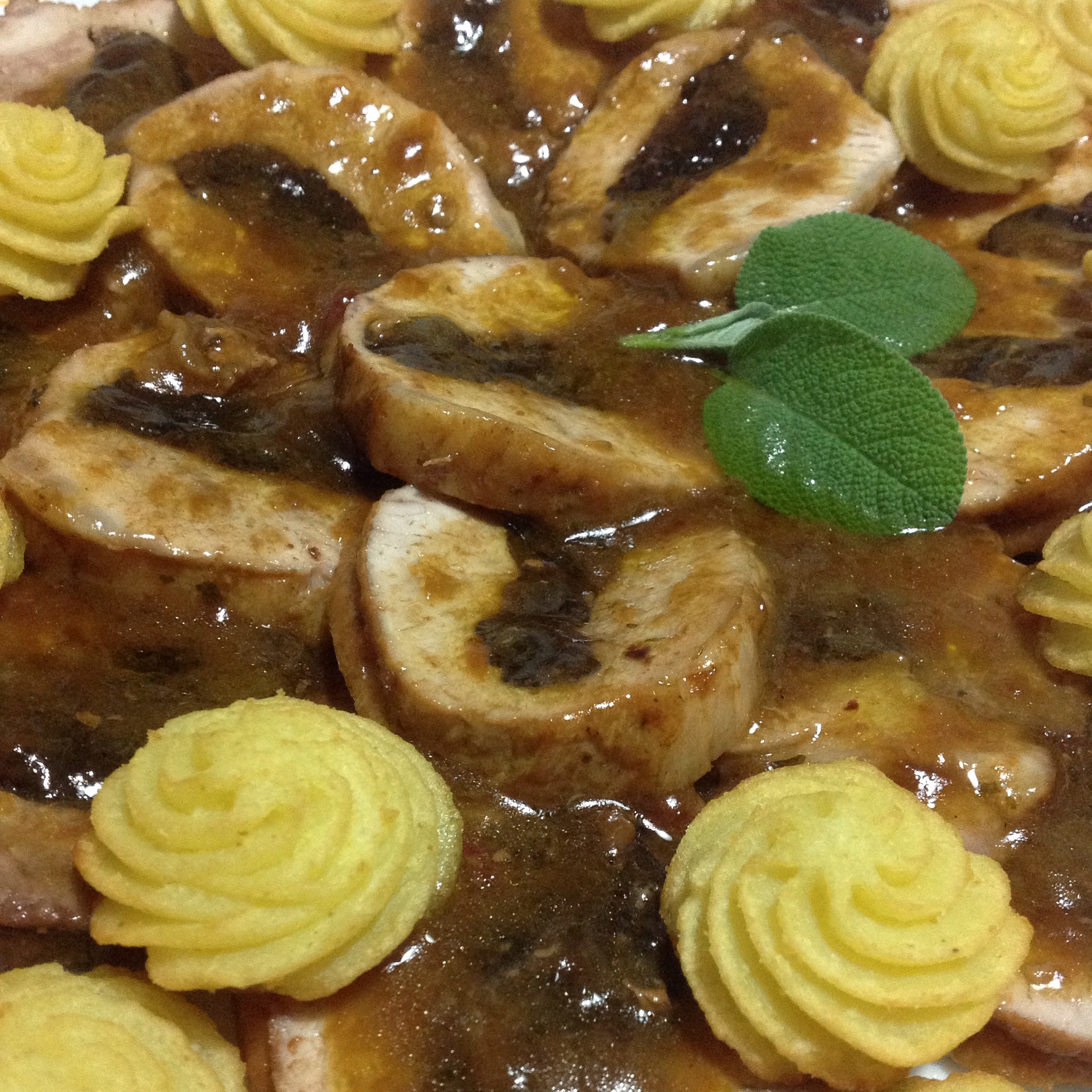 Lonza di maiale alle prugne Le ricette di Vannisa