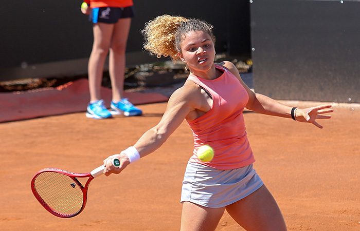 Chicago Open: Paolini Vs Cornet.