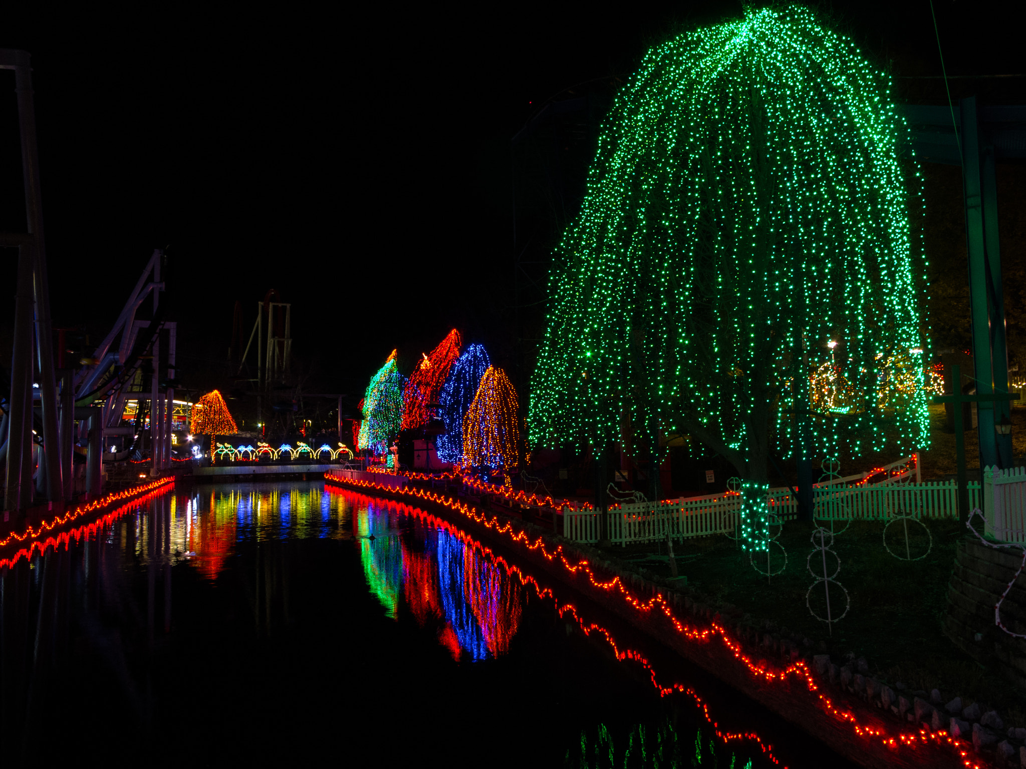 Take a shine to Holiday Lighting Displays across the U.S. Good Sam