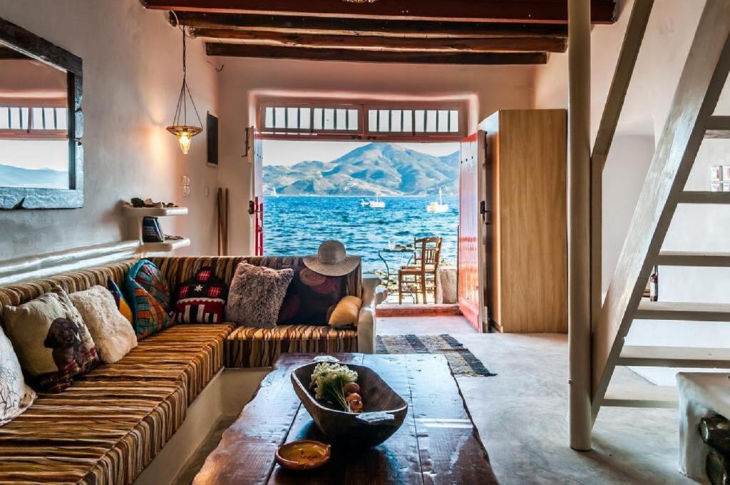 Milos Unique stays at a fisherman's house Blog