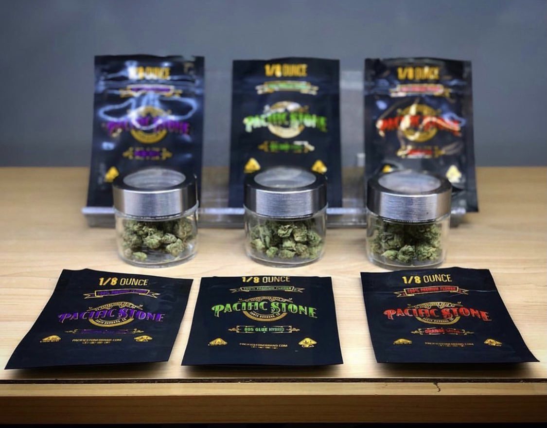 Cannabis Product Review Pacific Stone's Wedding Cake Emjay