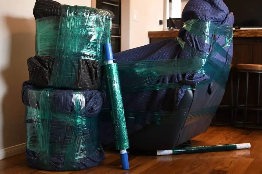 Do You Really Need Moving Blankets? Why Furniture Pads Save Moves and Where to Get Them Moving