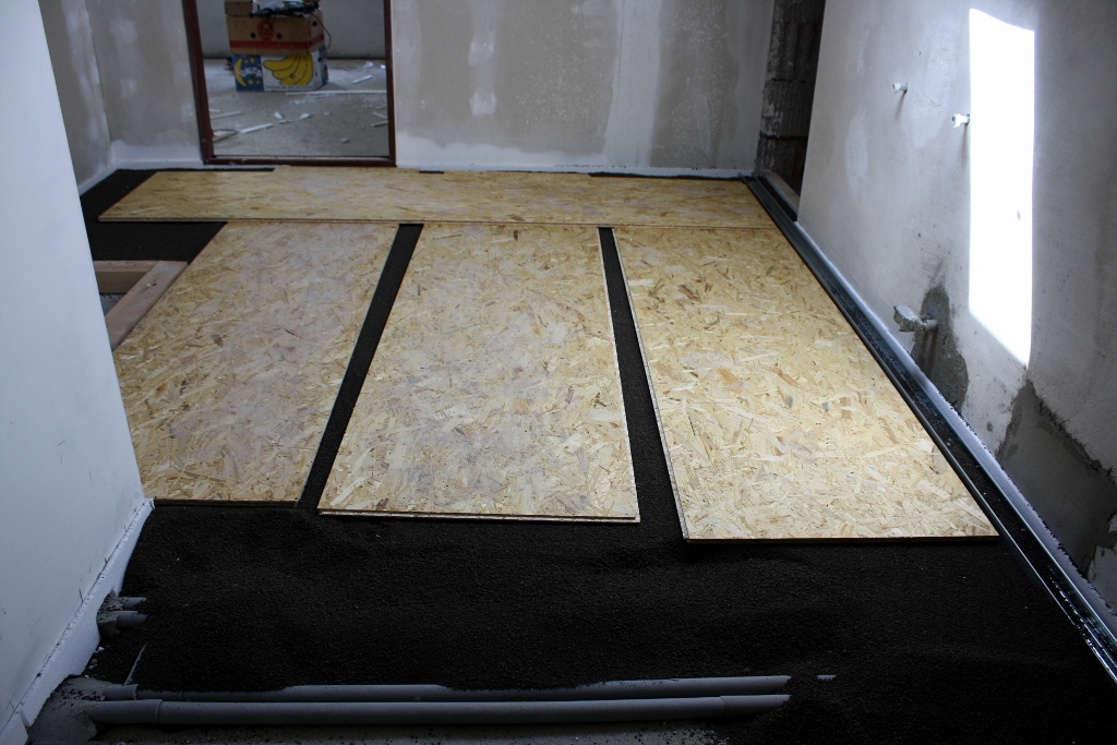 Jak pokračuje naše Liapor OSB lehká plovoucí podlaha