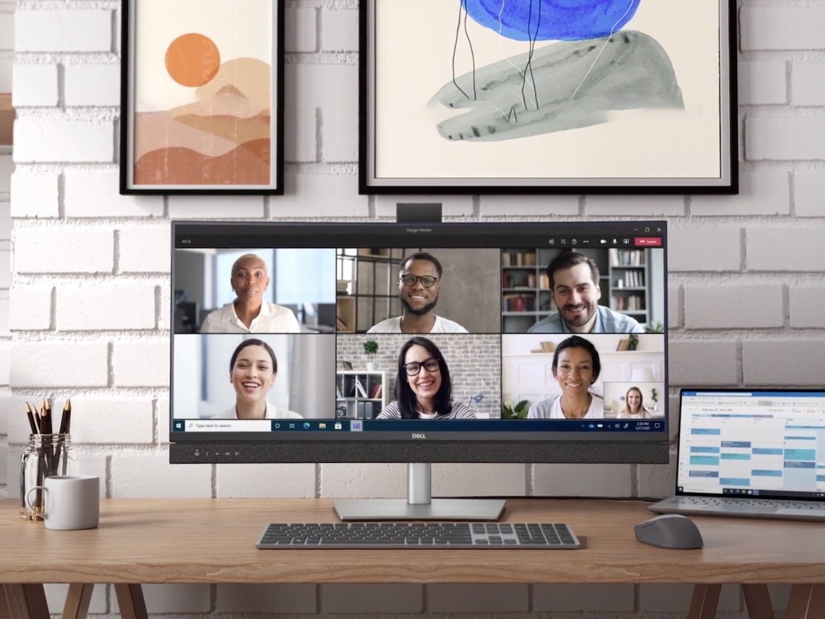 Dell Video Conferencing Monitor series has a dedicated Microsoft Teams