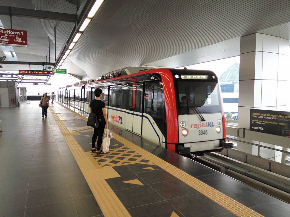 Puchong perdana lrt station is a light rapid transit station at puchong perdana, a townships in puchong, selangor. LRT Route: Bandar Puteri Puchong to Sri Petaling | JEFFERY ...