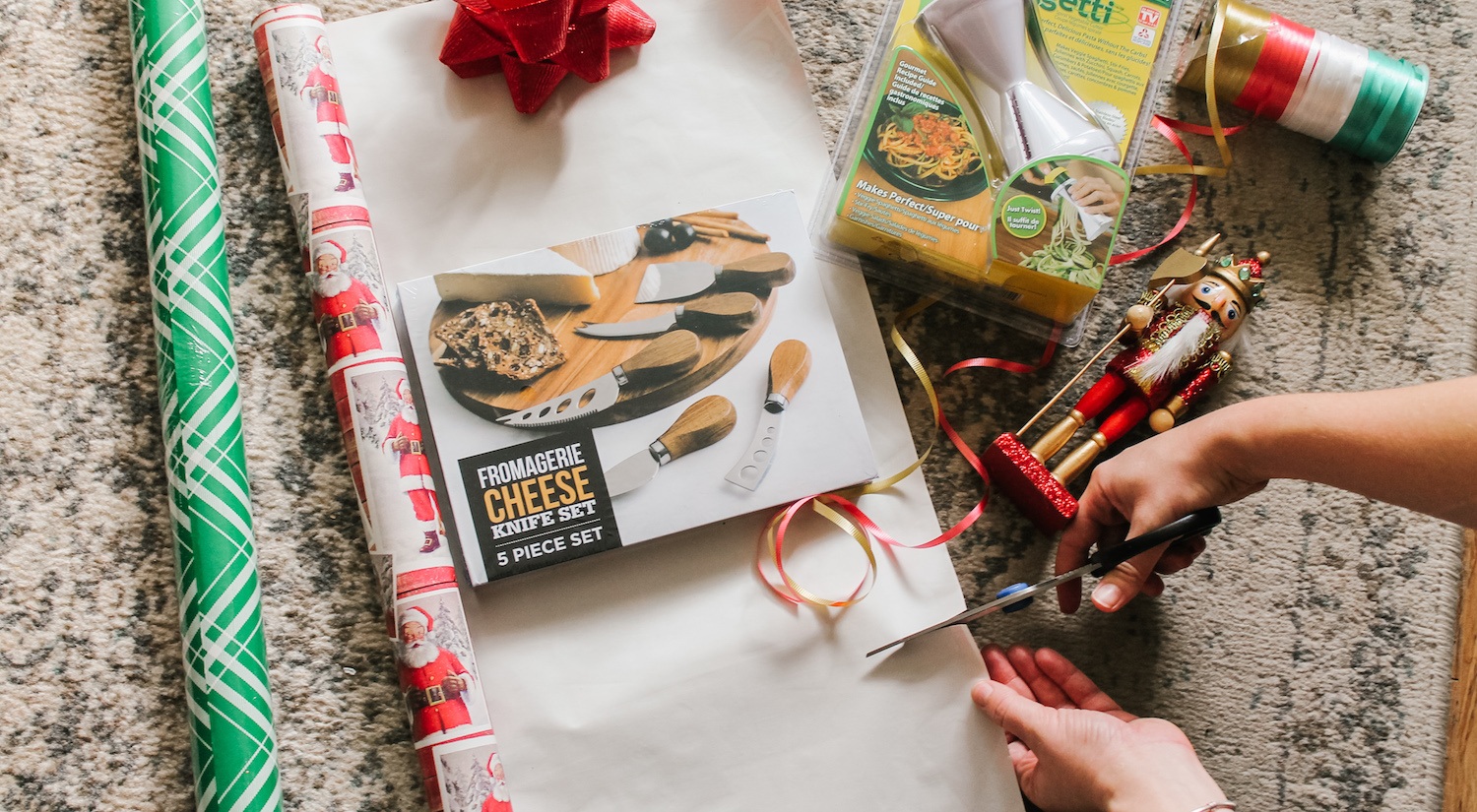 The Ultimate Gift Guide for Foodies All Under 30!