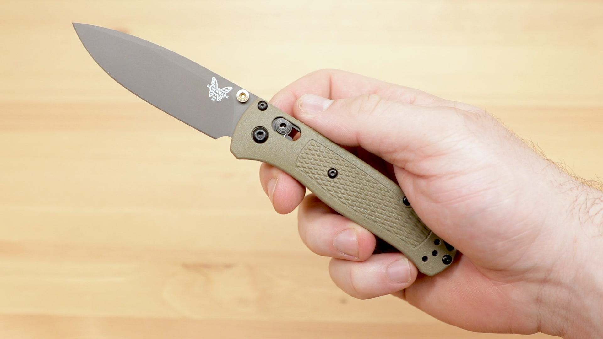 bugout KnifeCenter Blog