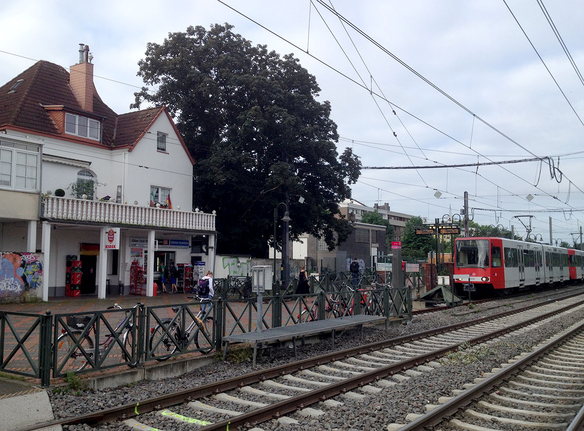 Ringlinie, Hochbahn und Tangente Eine Fahrt mit der Linie 13 vom
