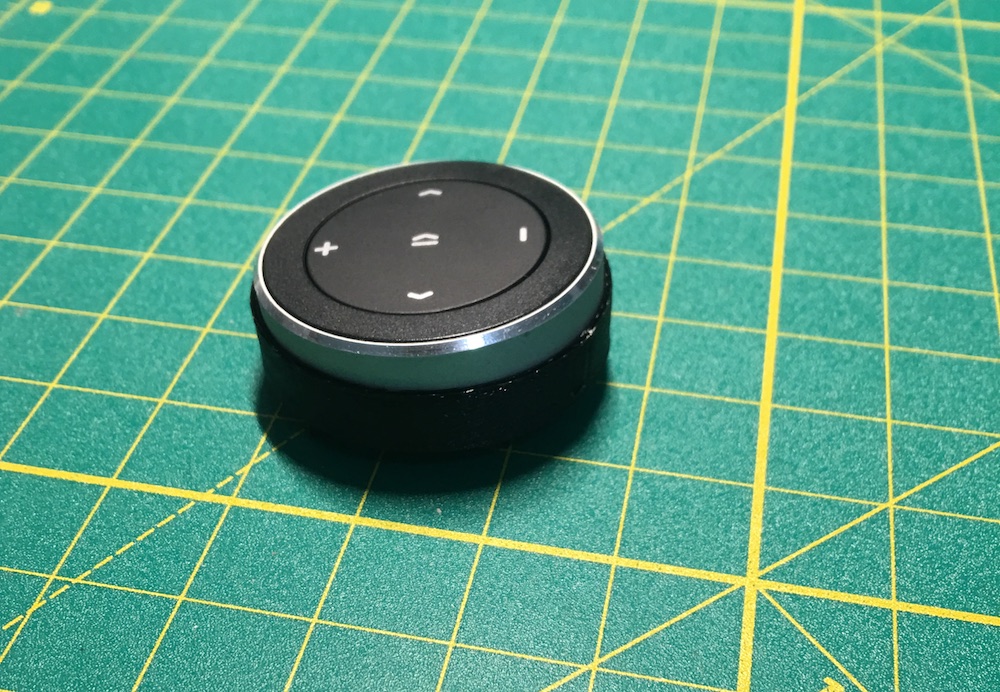 Improving Apple AirPods With A Remote Control