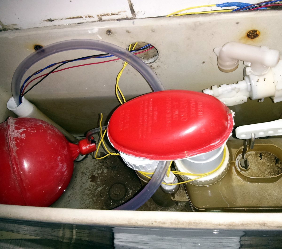 Rainwater toilet flush