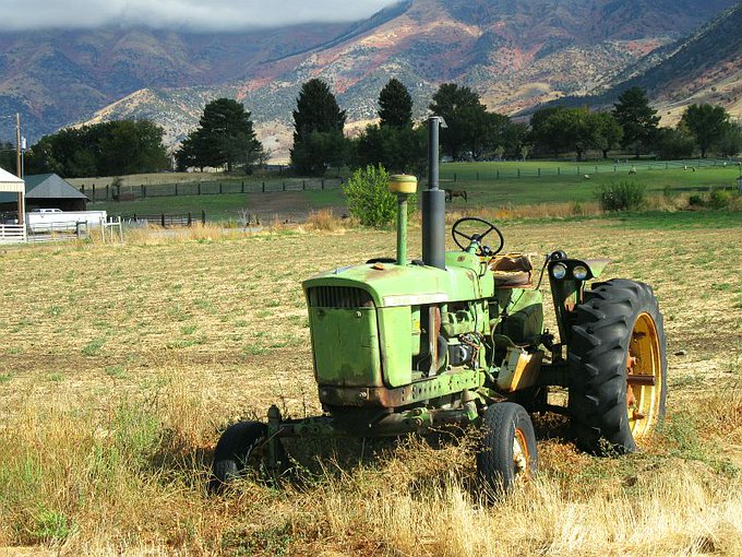 Vintage John Deere Tractors History & Media Gallery MachineFinder