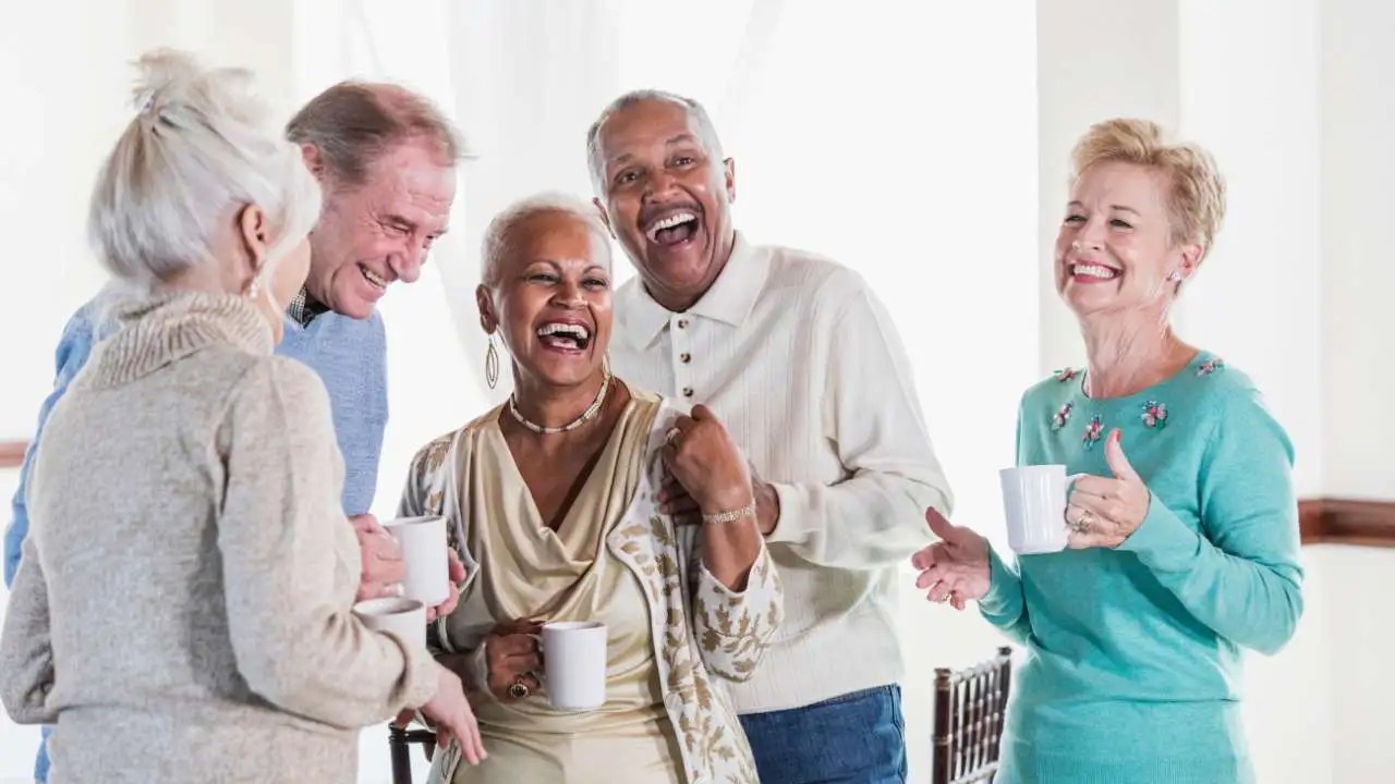 10 Simple Activities To Connect With Lonely Seniors