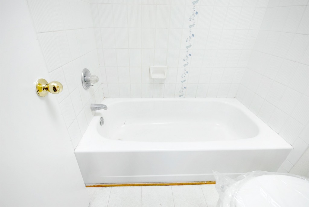 I have difficulty getting into and out of the bathtub... what can I do