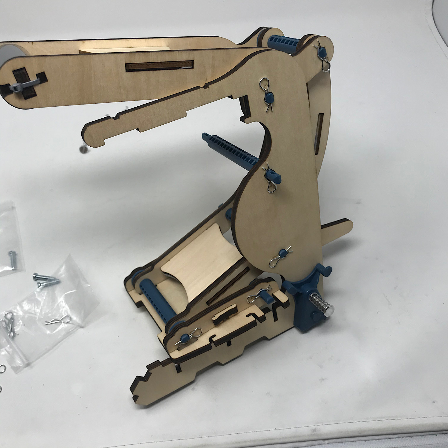 KiwiCo Eureka Crate Review + Coupon Printing Press MSA