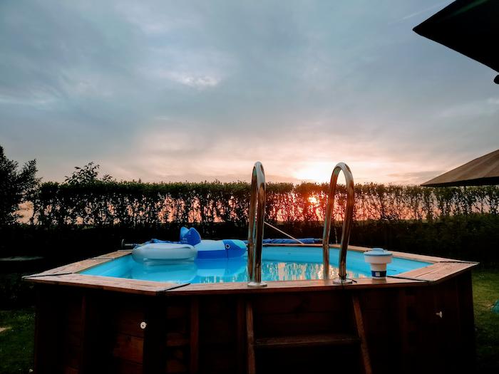 How to winterize an above ground pool in 14 steps - Pool closing