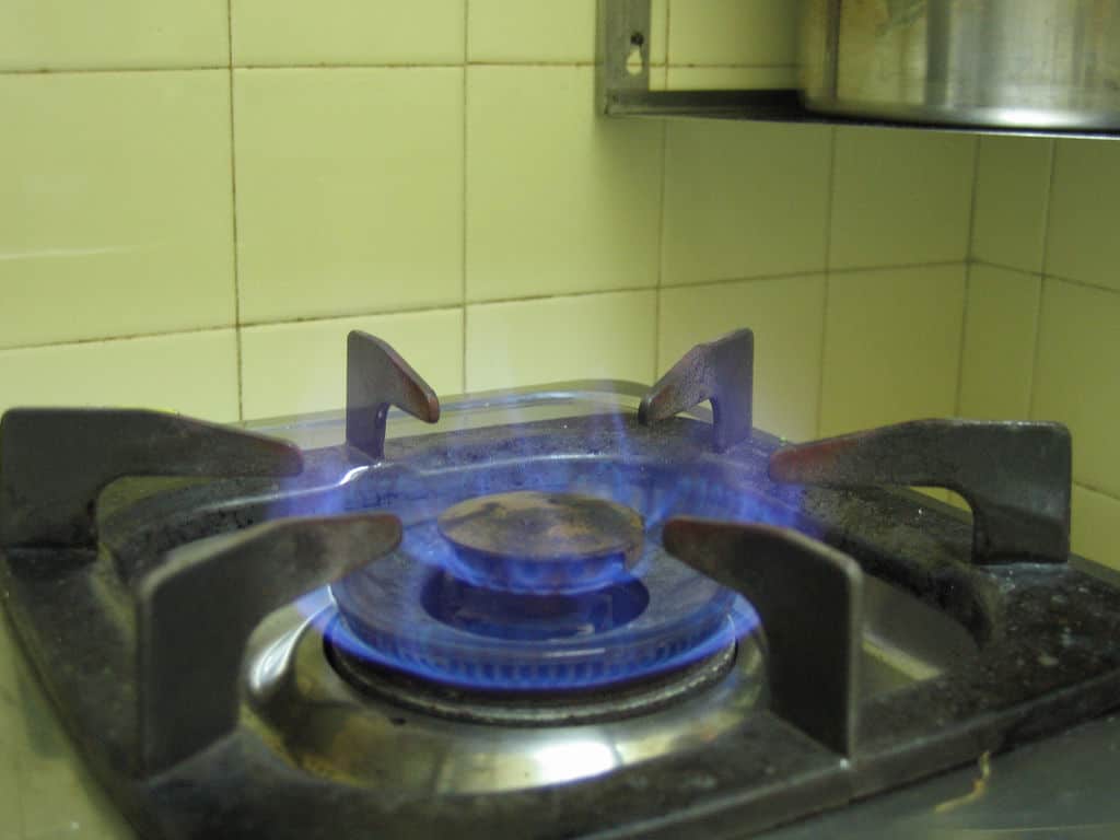 Preparing Meals During an Extended Power Outage Norwall PowerSystems Blog
