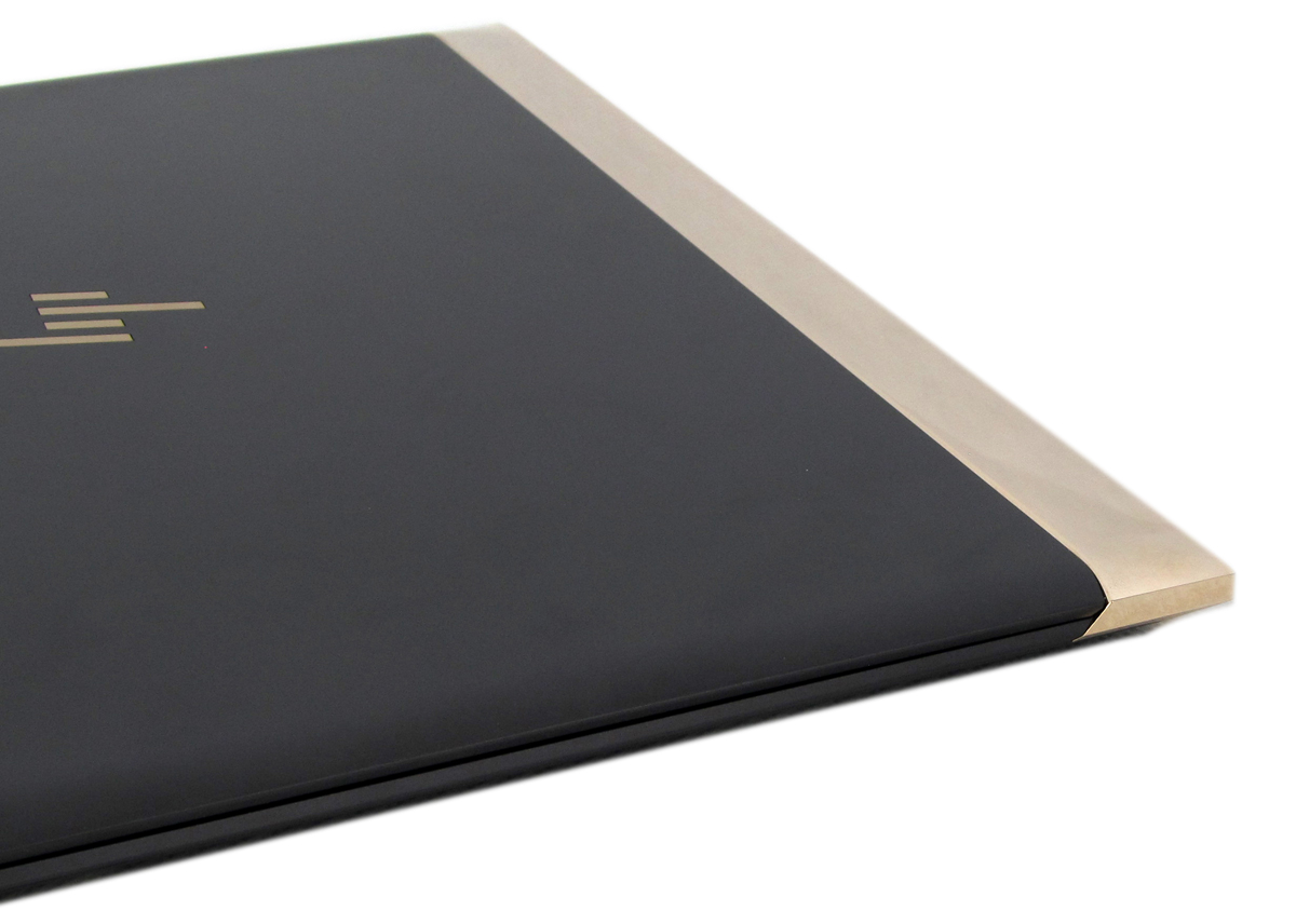 10,4 mm flaches HP Spectre 13 Notebook im Test