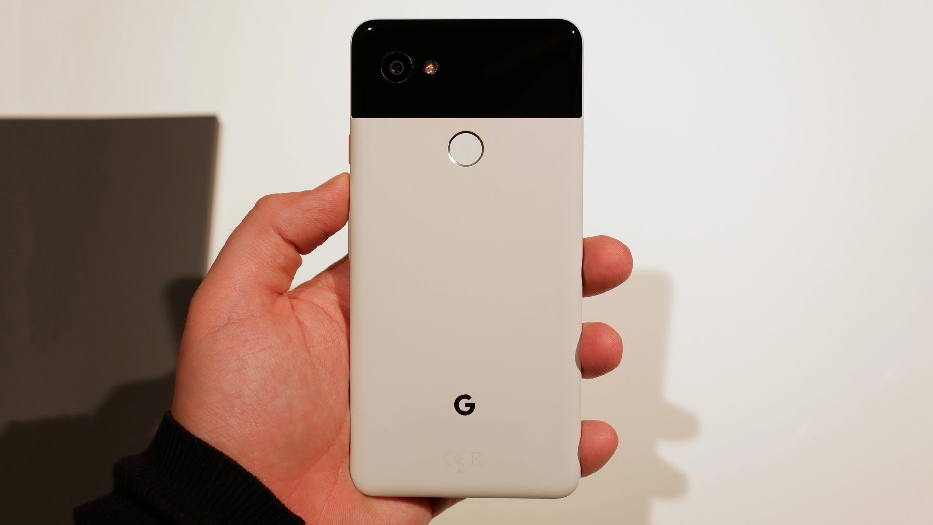 Lasst euch drücken Google Pixel 2 und Pixel 2 XL haben die beste